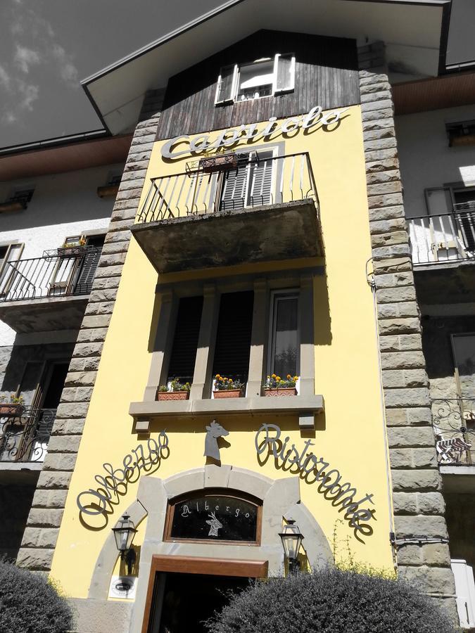 Albergo Capriolo Sestola Exterior photo